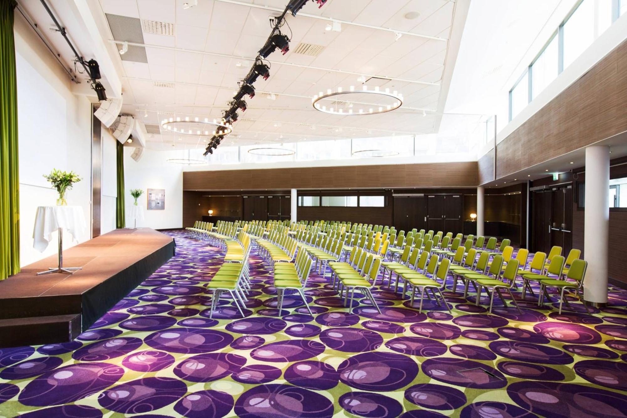 Courtyard By Marriott Kungsholmen 4*